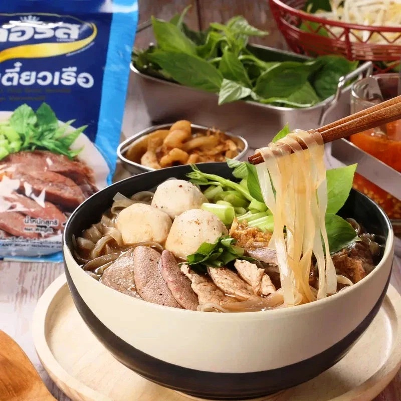 Thai Boat Noodles tagliatelle di soia - Lerros 140g. - immagine 2